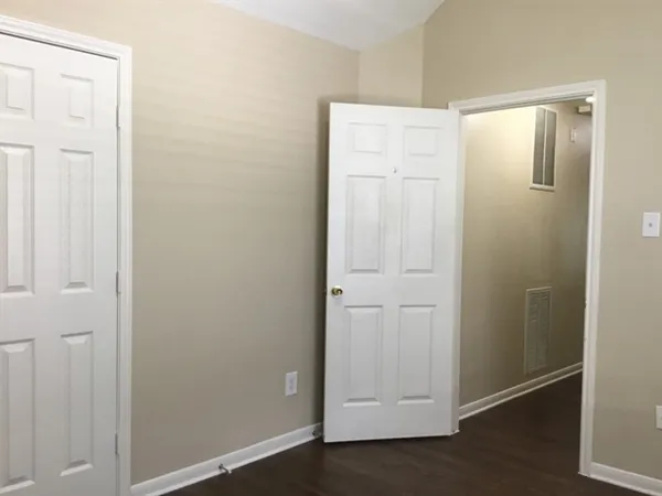 $3,150 | 141 South Laguna Pointe Drive, League City, TX 77573