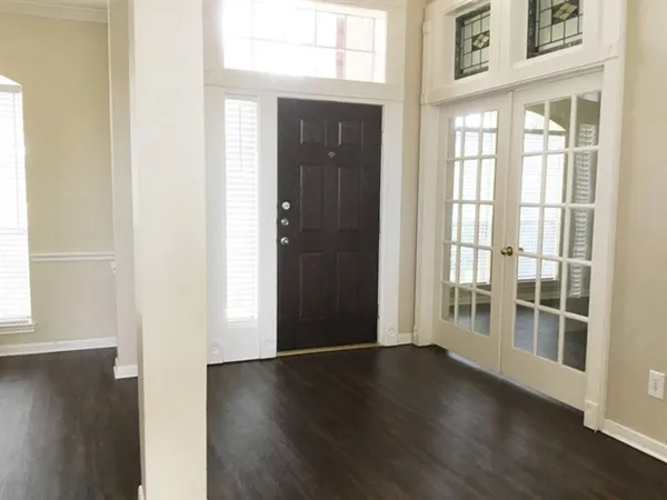 $3,150 | 141 South Laguna Pointe Drive, League City, TX 77573