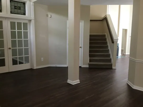 $3,150 | 141 South Laguna Pointe Drive, League City, TX 77573