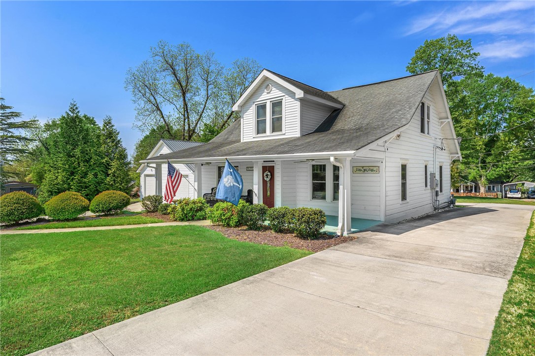 205 Harrison Avenue Walhalla, SC 29691 - Photo 9 of 50