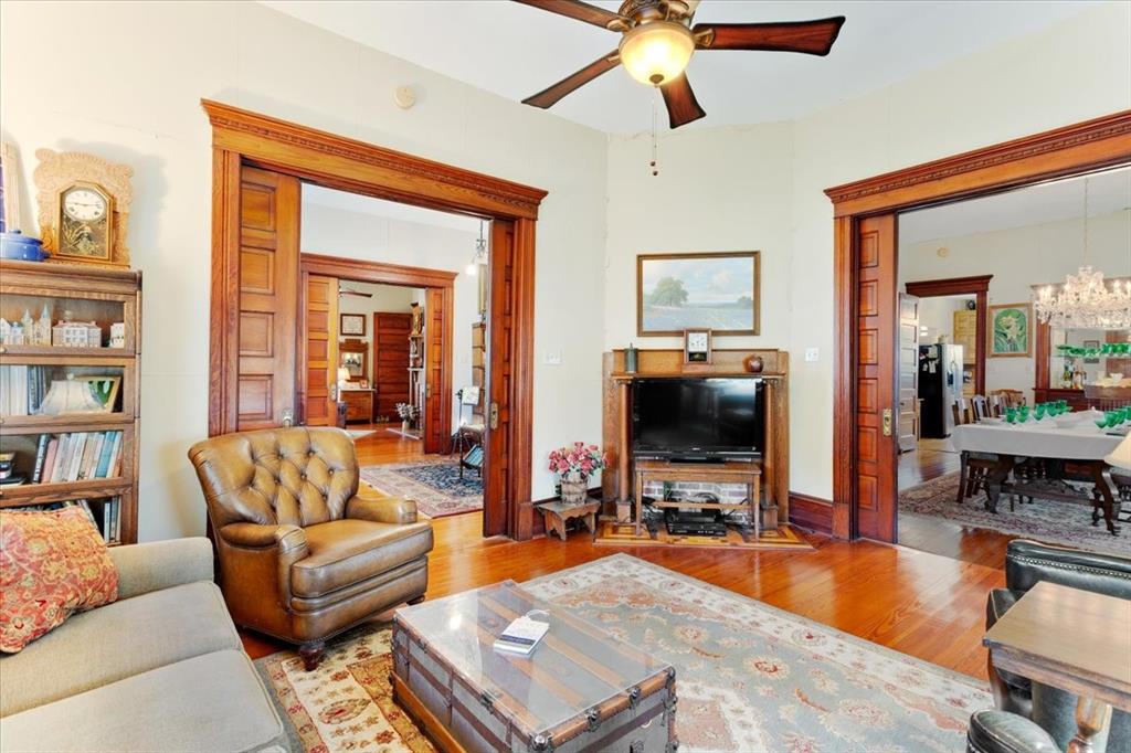 704 East Main Street Honey Grove, TX 75446 - Photo 12 of 40