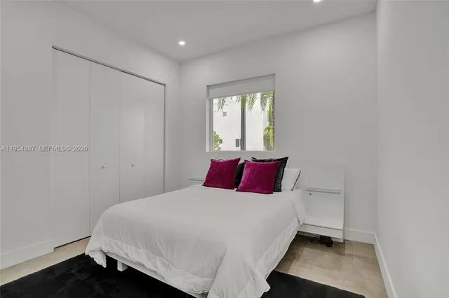 $9,000 | 9995 Northwest 75th Street, Doral, FL 33178