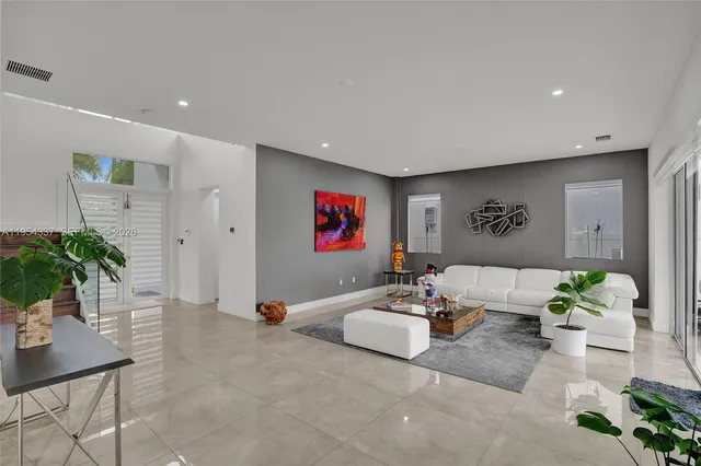 $9,000 | 9995 Northwest 75th Street, Doral, FL 33178