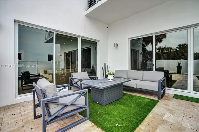 $9,000 | 9995 Northwest 75th Street, Doral, FL 33178