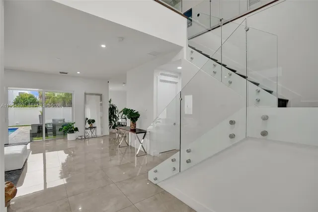 $9,000 | 9995 Northwest 75th Street, Doral, FL 33178