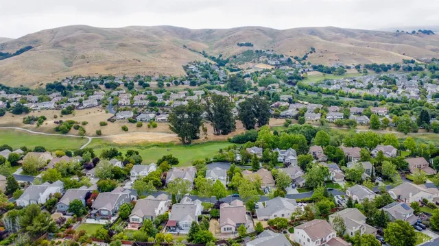 $785,000 | 2743 Overlook Drive, Vallejo, CA 94591