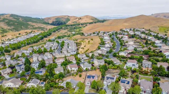 $785,000 | 2743 Overlook Drive, Vallejo, CA 94591