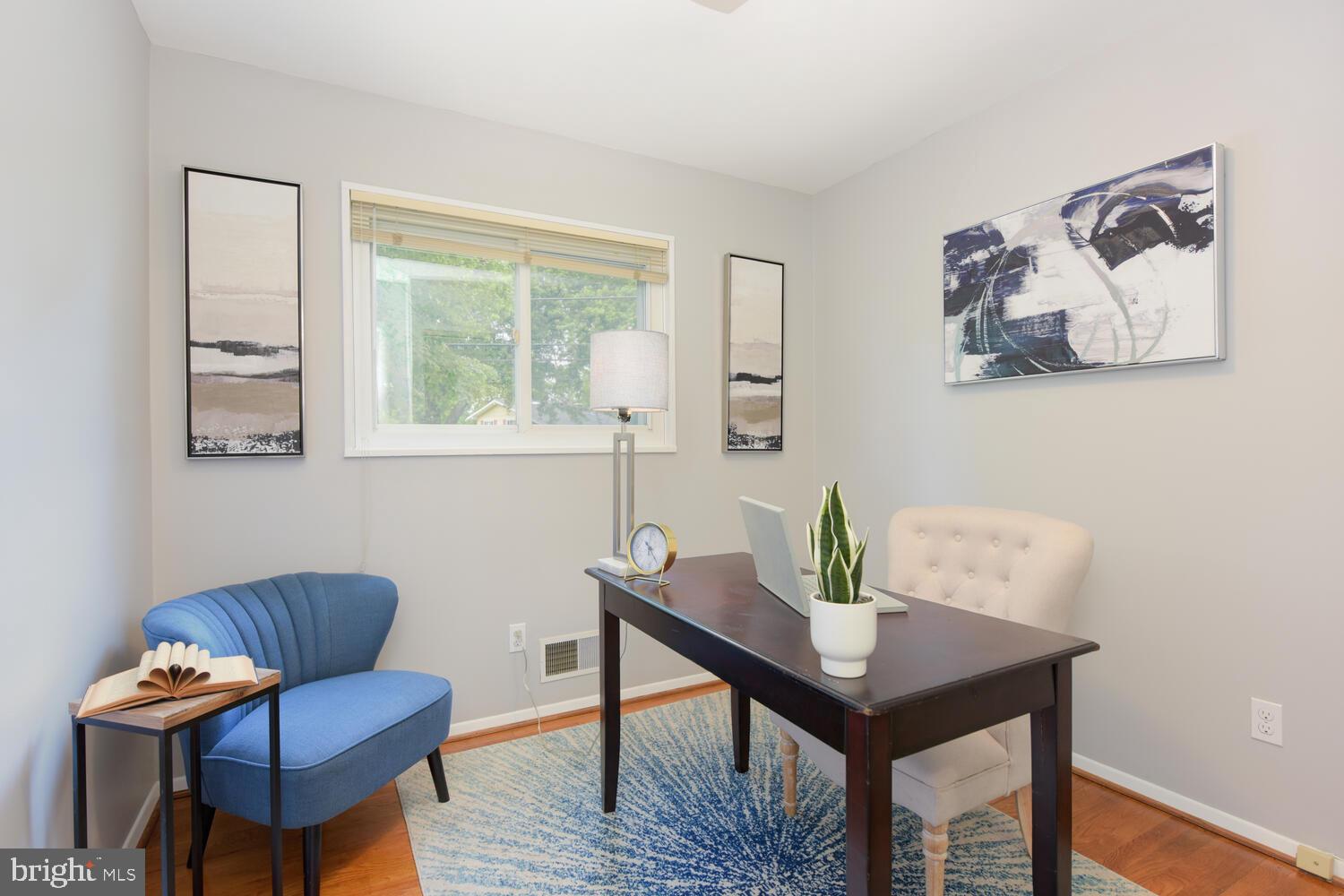 11823 Charles Road Silver Spring, MD 20906 - Photo 21 of 33 3rd bedroom
