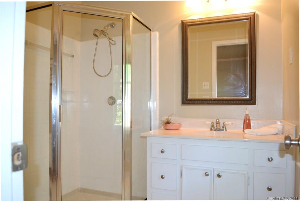 2610 Lilly Mill Road Charlotte, NC 28210 - Photo 12 of 24 Gallery Image 12