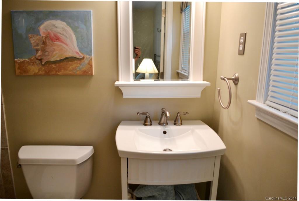 2610 Lilly Mill Road Charlotte, NC 28210 - Photo 16 of 24 Gallery Image 16