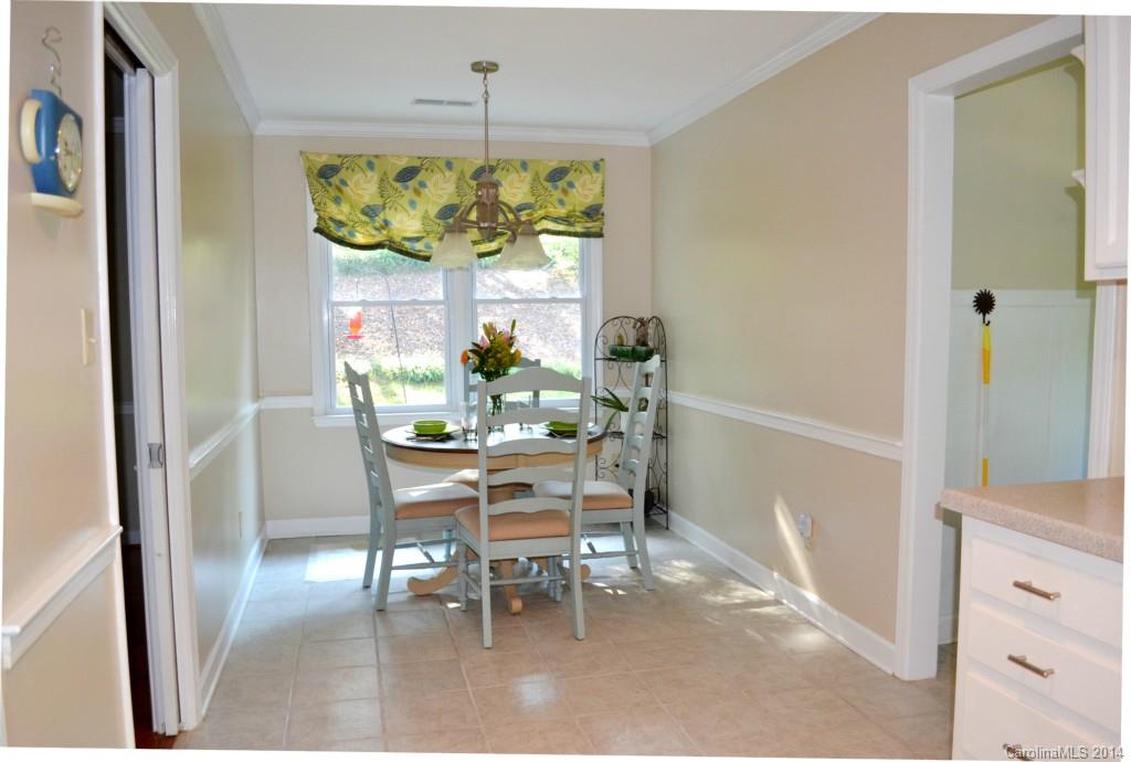 2610 Lilly Mill Road Charlotte, NC 28210 - Photo 4 of 24 Gallery Image 4
