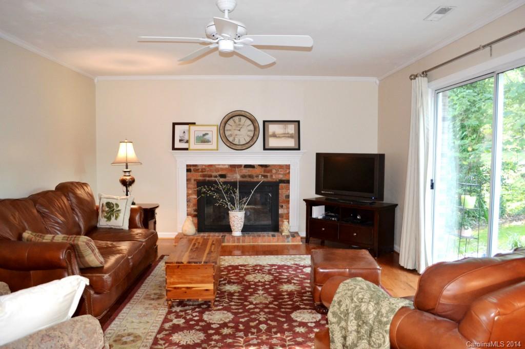 2610 Lilly Mill Road Charlotte, NC 28210 - Photo 9 of 24 Gallery Image 9