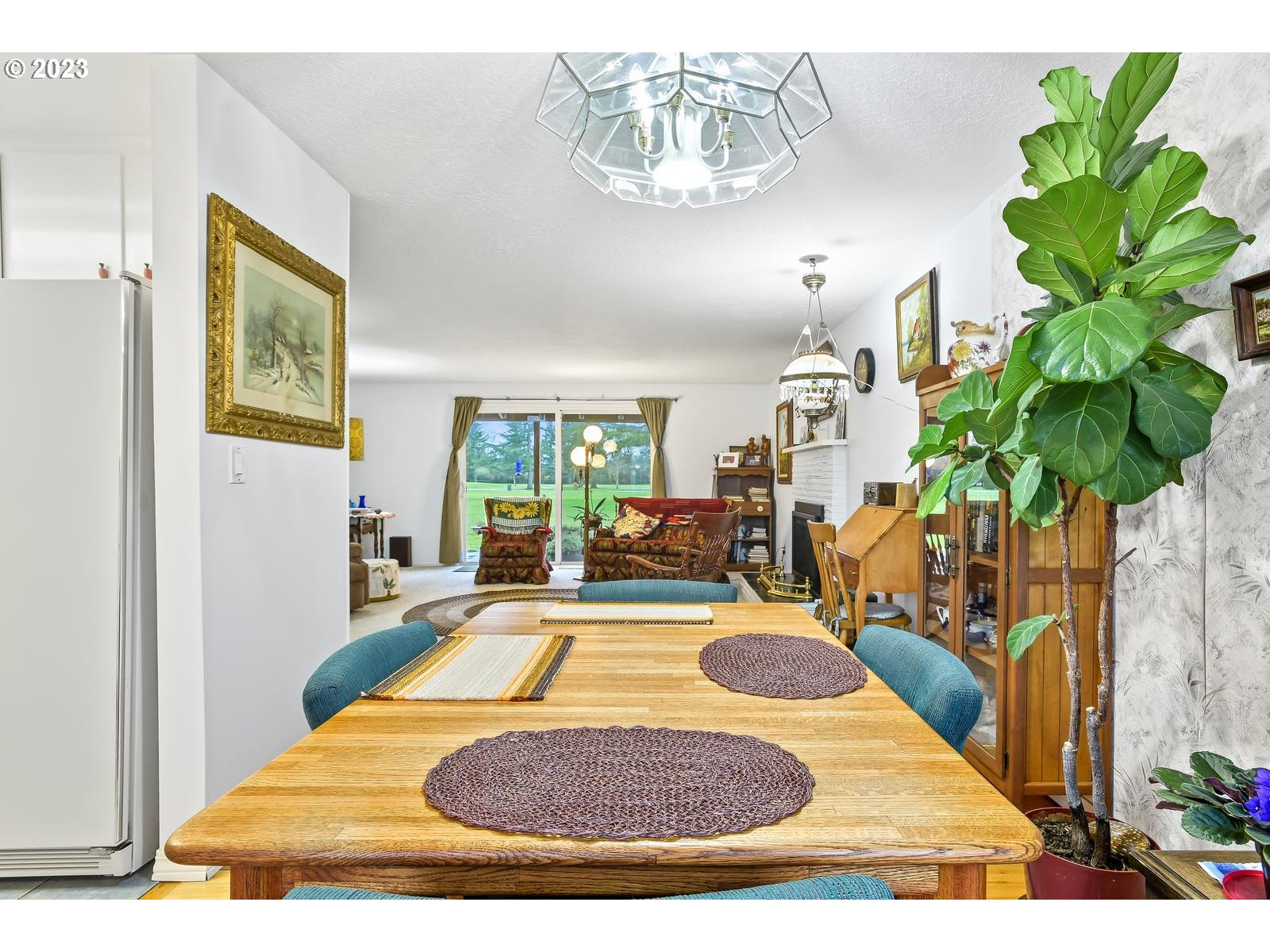 1755 Princeton Road Woodburn, OR 97071 - Photo 17 of 23 Living Room/Dining Room