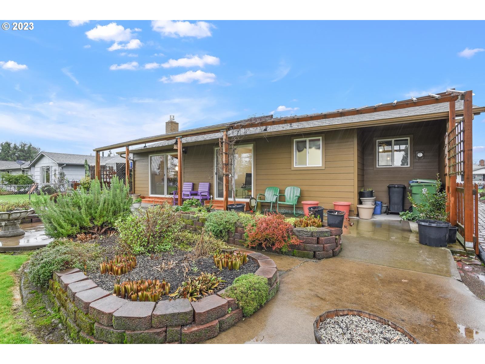 1755 Princeton Road Woodburn, OR 97071 - Photo 4 of 23 Backyard