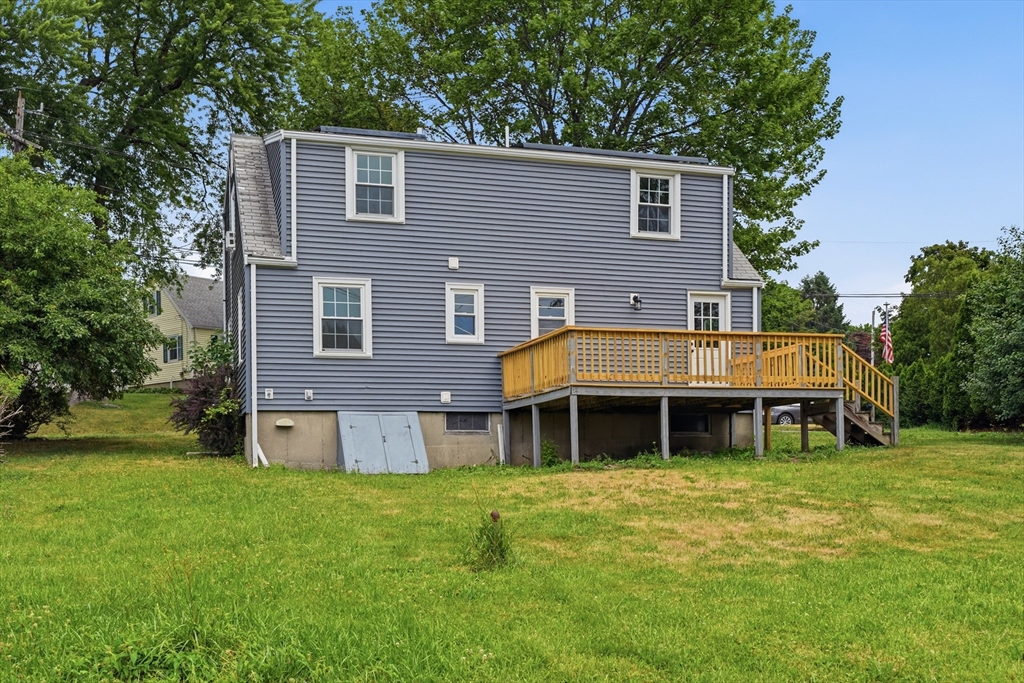 25 Julia Road Weymouth, MA 02191 - Photo 32 of 34