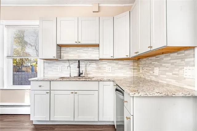 $2,800 | 12 Lookout Avenue, North Providence, RI 02911