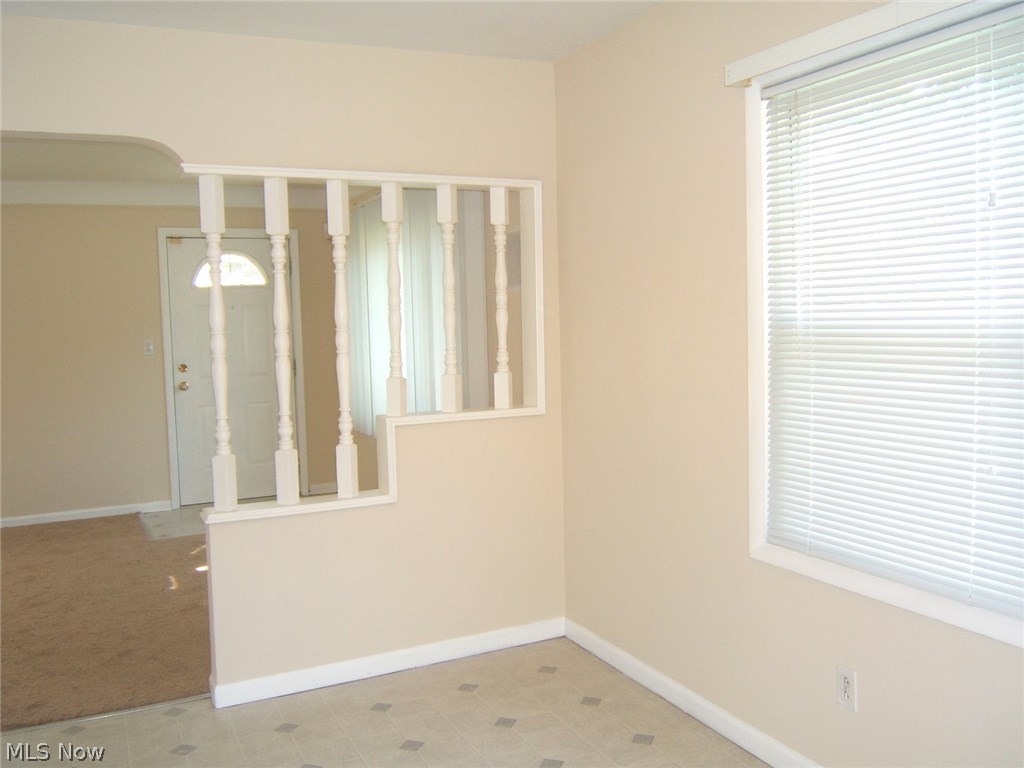 24304 Knickerbocker Road Bay Village, OH 44140 - Photo 7 of 28 Gallery Image 7