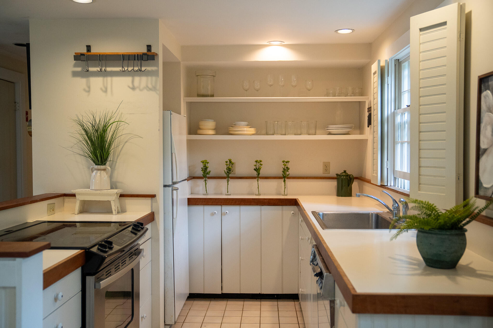 42 Scarsdale Road Dennis, MA 02638 - Photo 12 of 47 Kitchen