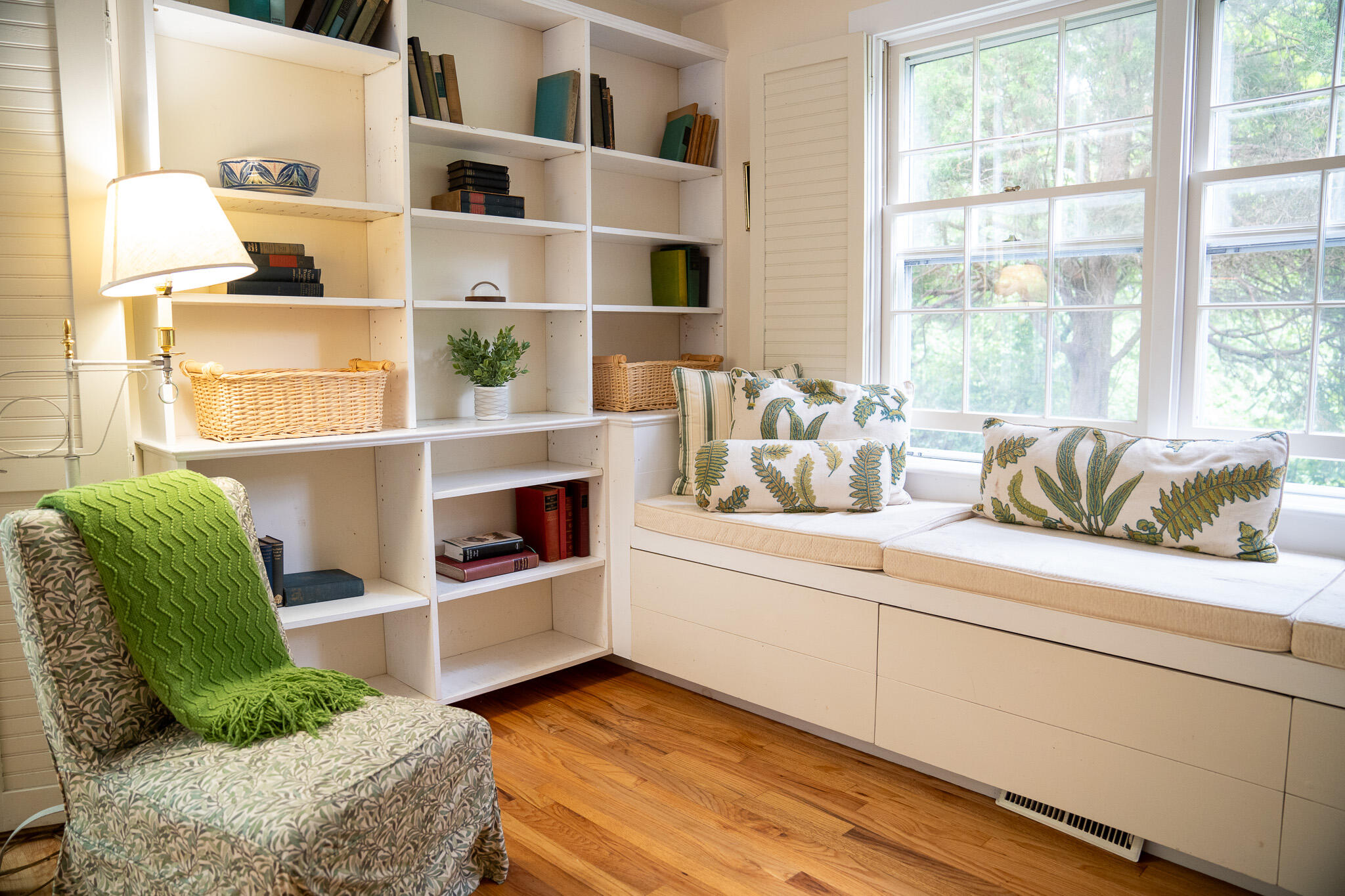 42 Scarsdale Road Dennis, MA 02638 - Photo 17 of 47 Windowseat