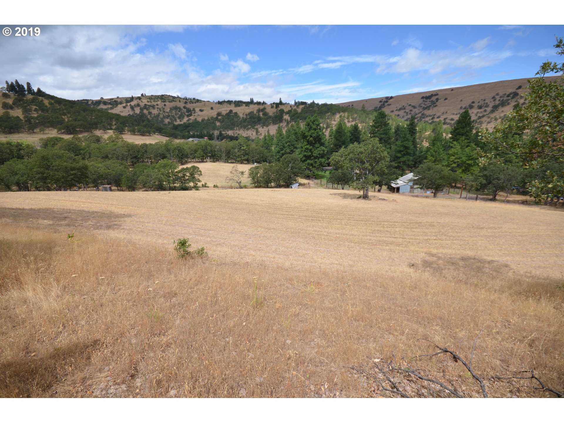 6918 Wells Road The Dalles, OR 97058 - Photo 17 of 31