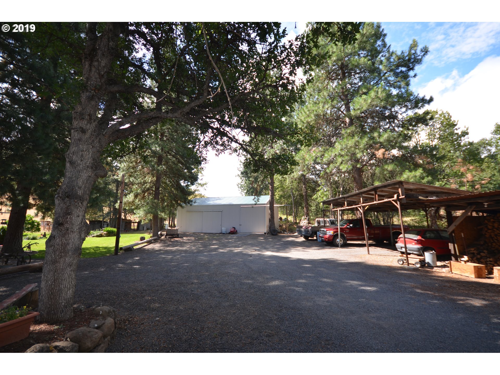 6918 Wells Road The Dalles, OR 97058 - Photo 3 of 31