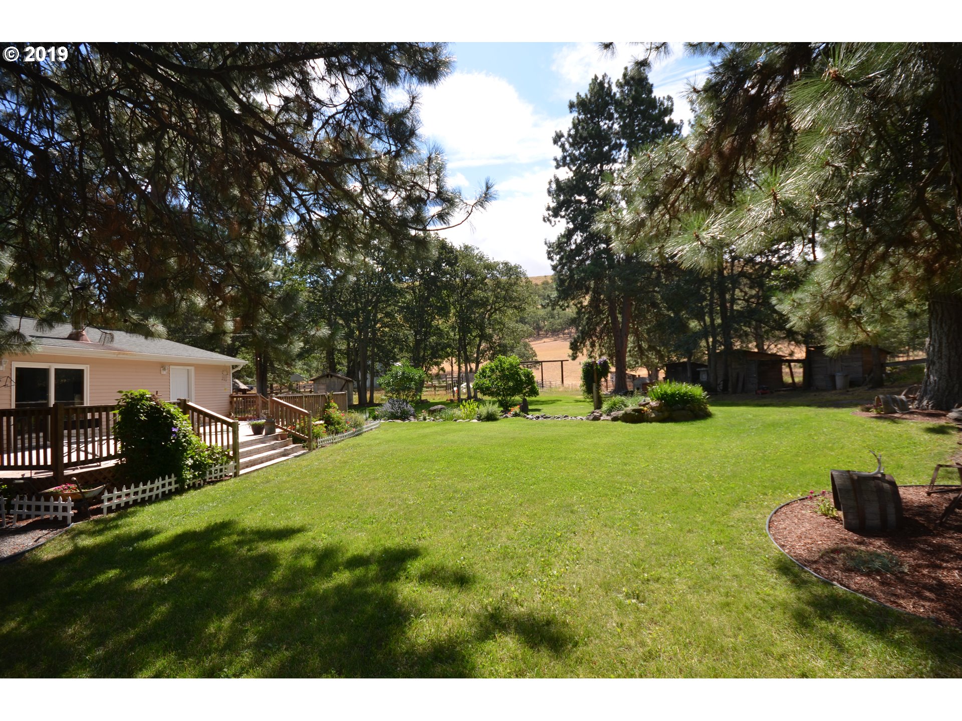 6918 Wells Road The Dalles, OR 97058 - Photo 4 of 31