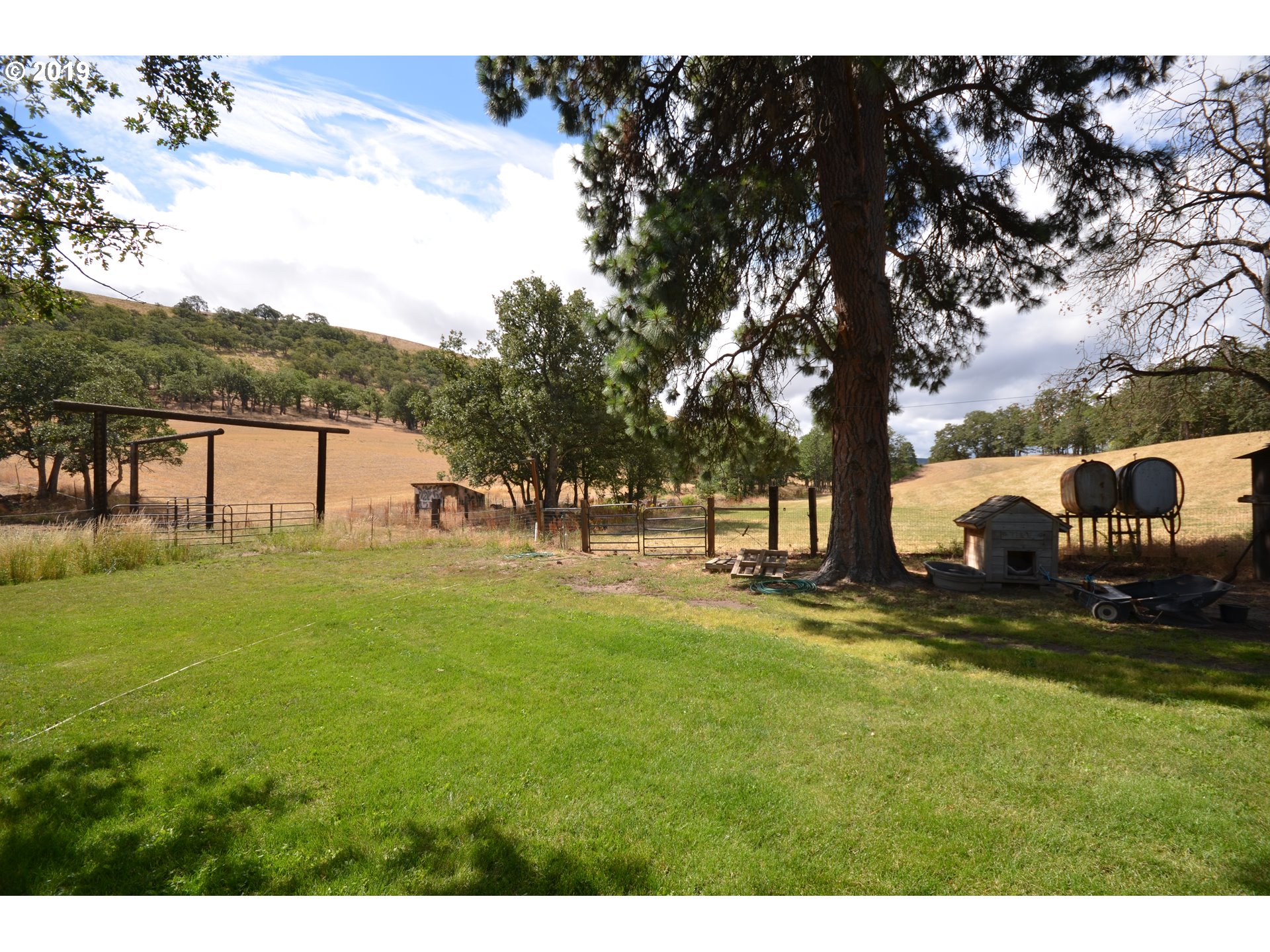 6918 Wells Road The Dalles, OR 97058 - Photo 7 of 31