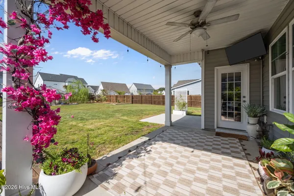 $515,000 | 105 East Yellow Lois Drive, Hampstead, NC 28443