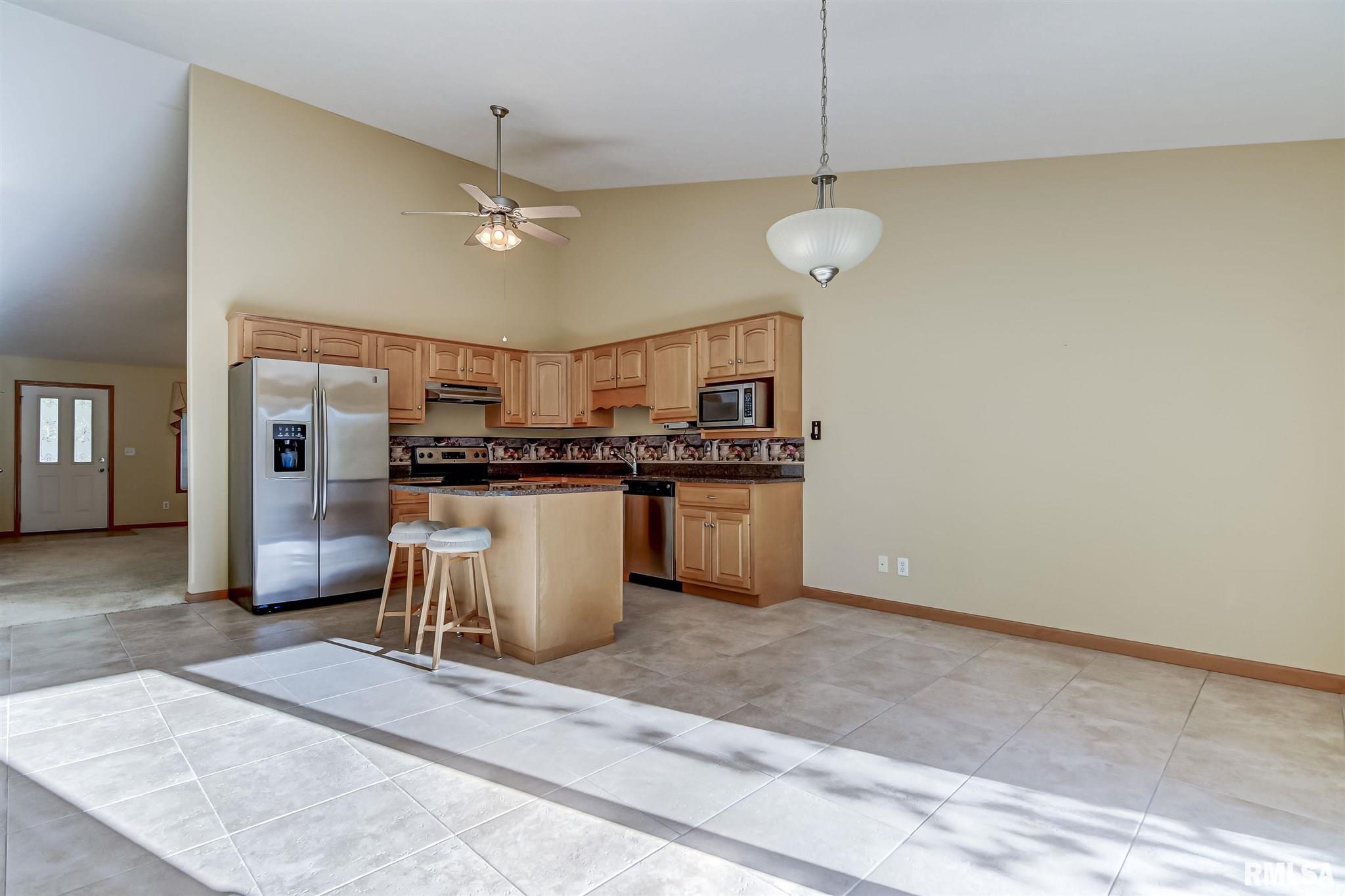 2709 Rutherford Trek Springfield, IL 62711 - Photo 15 of 39 Gallery Image 15