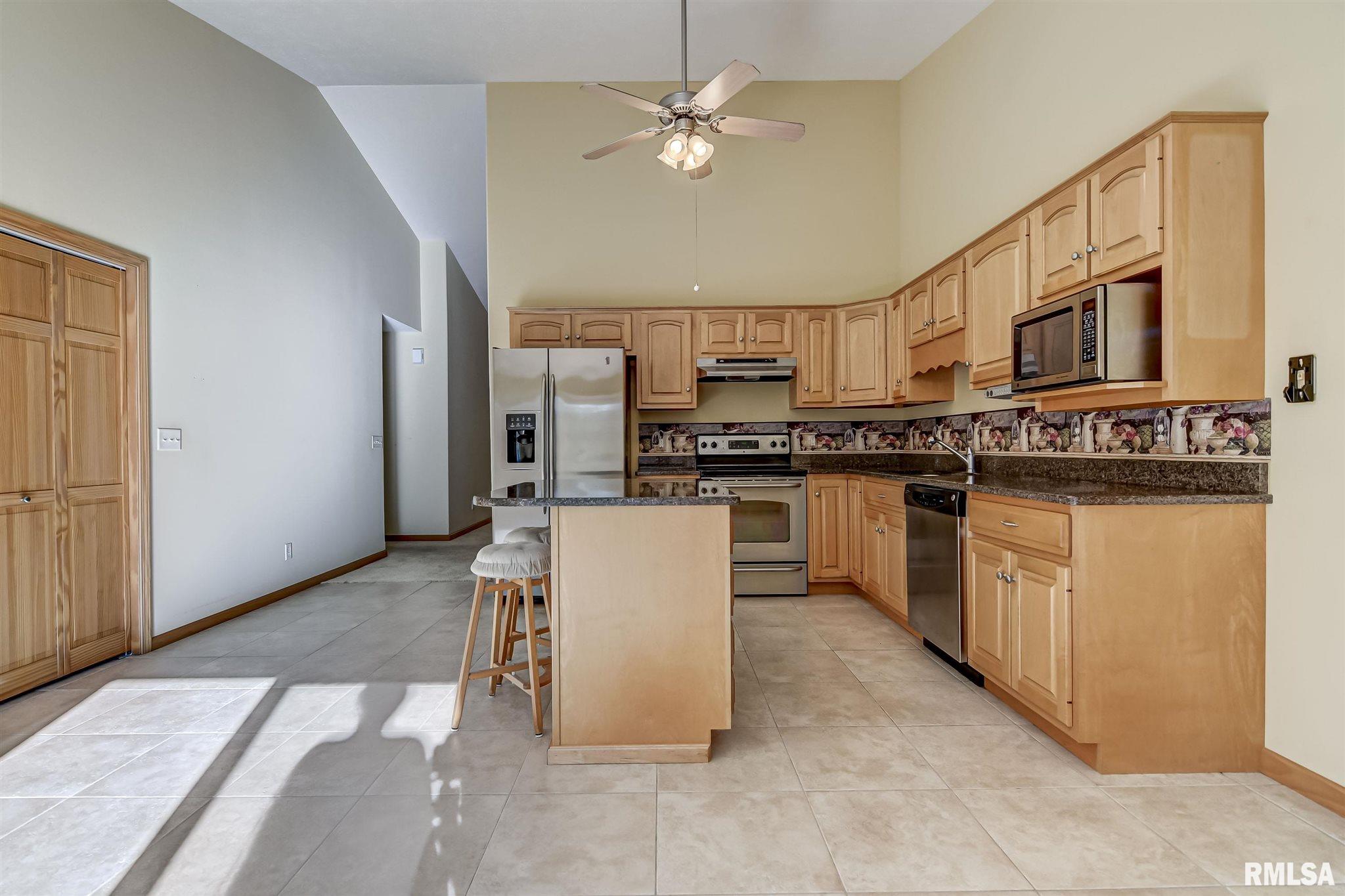 2709 Rutherford Trek Springfield, IL 62711 - Photo 16 of 39 Gallery Image 16