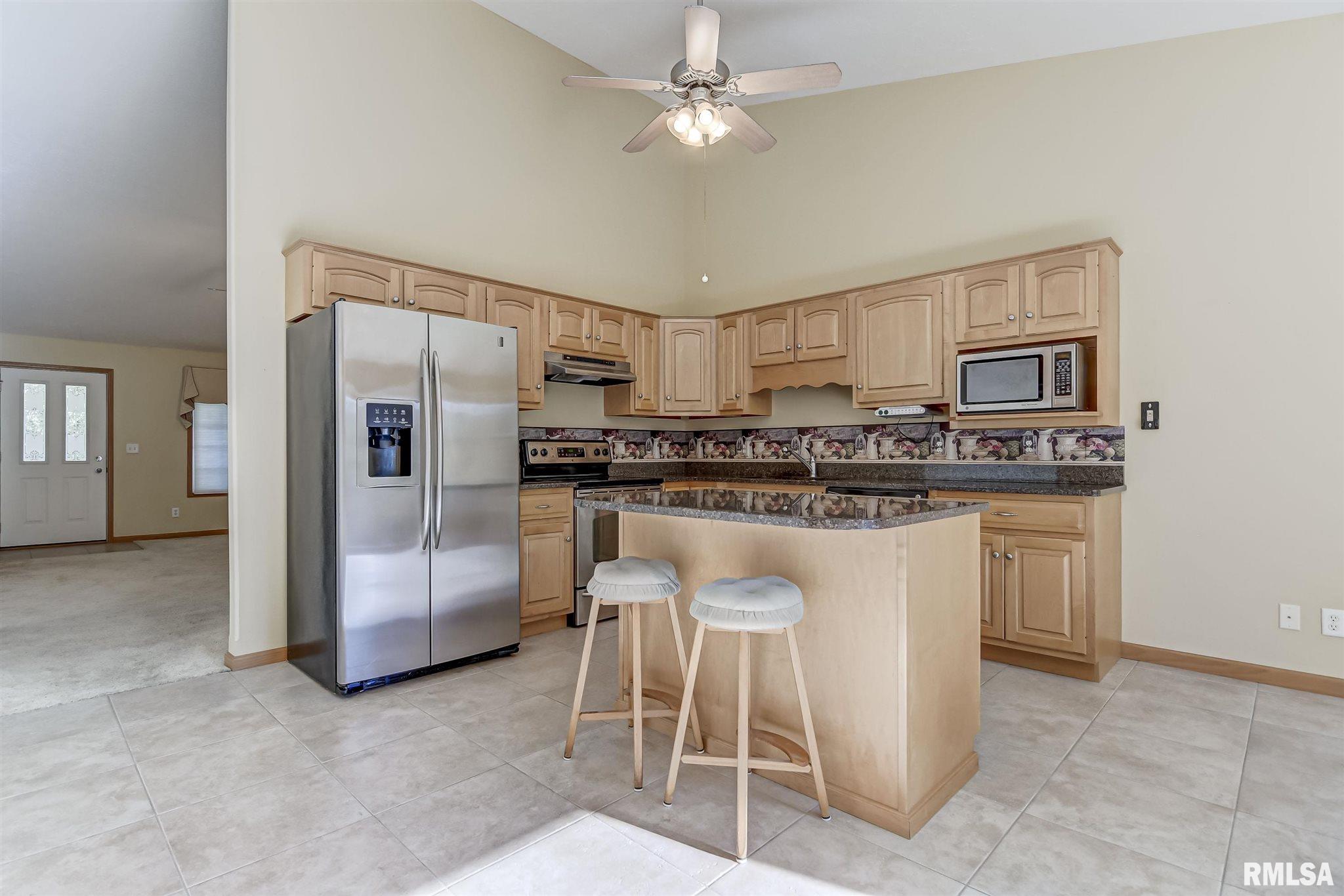 2709 Rutherford Trek Springfield, IL 62711 - Photo 9 of 39 Gallery Image 9