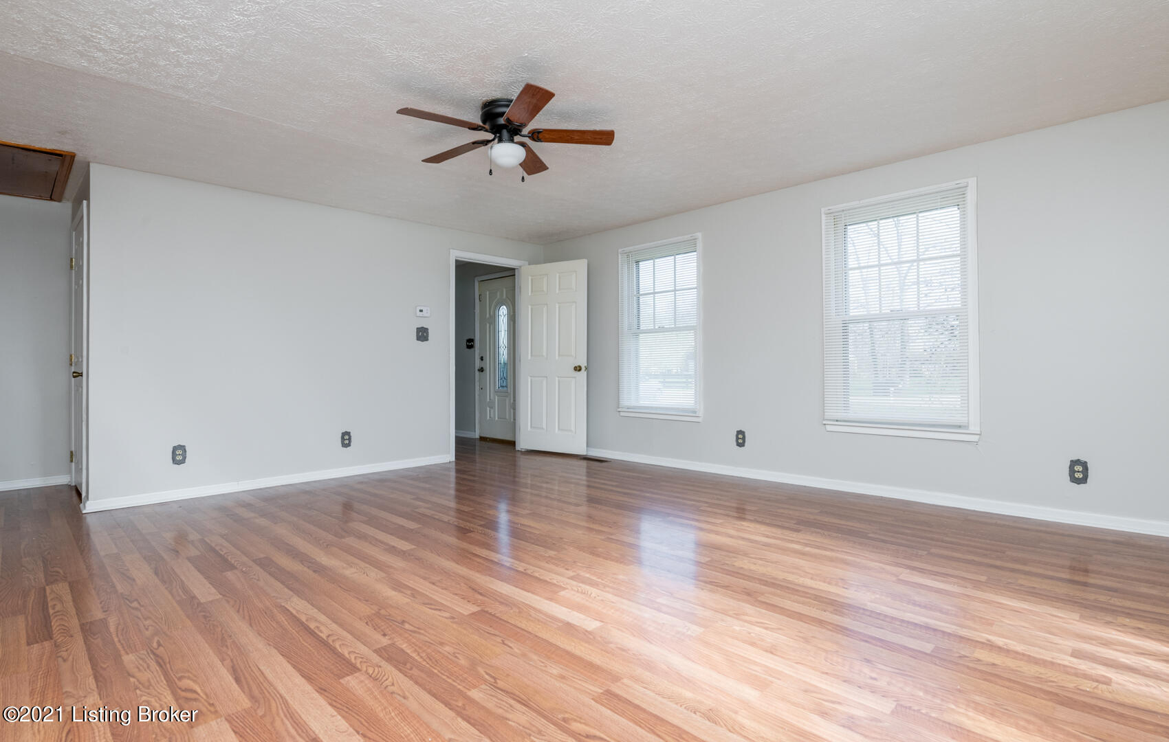 161 Sampsons Road Shepherdsville, KY 40165 - Photo 9 of 35 161-22
