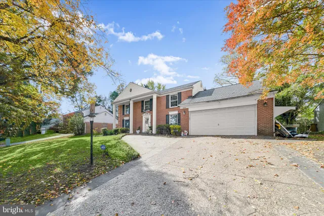 $1,300,000 | 10712 Gainsborough Road, Potomac, MD 20854