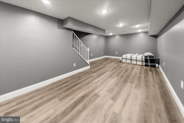 $1,300,000 | 10712 Gainsborough Road, Potomac, MD 20854