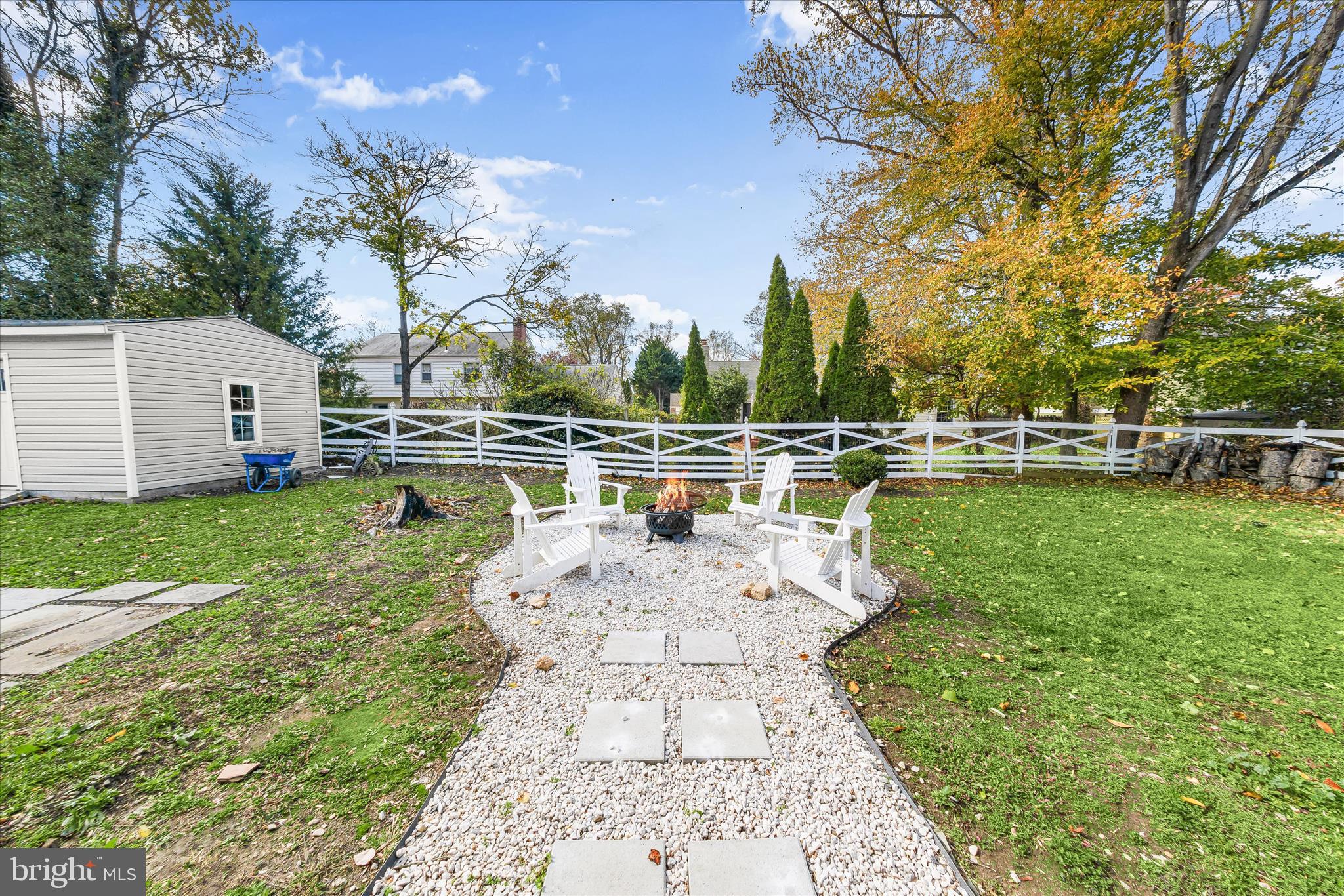 10712 Gainsborough Road Potomac, MD 20854 - Photo 42 of 53 a view of a swimming pool with a patio