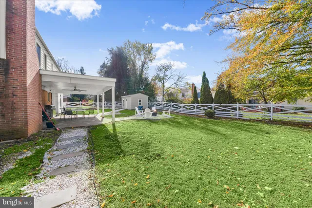 $1,300,000 | 10712 Gainsborough Road, Potomac, MD 20854