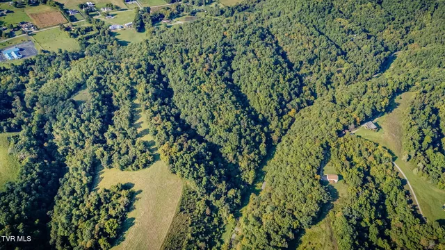 $228,600 | Undisclosed Address, Piney Flats, TN 37686