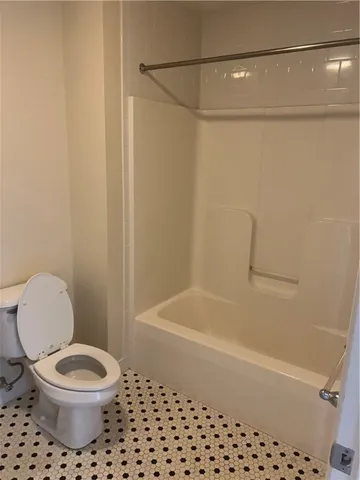 $2,550 | 20 Newman Avenue, Unit 11112, Rumford, RI 02916