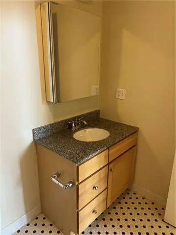 $2,550 | 20 Newman Avenue, Unit 11112, Rumford, RI 02916