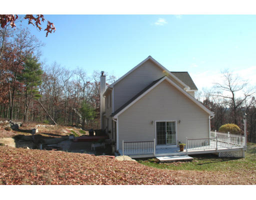 335 Mendon Road Northbridge, MA 01534 - Photo 3 of 20 Gallery Image 3