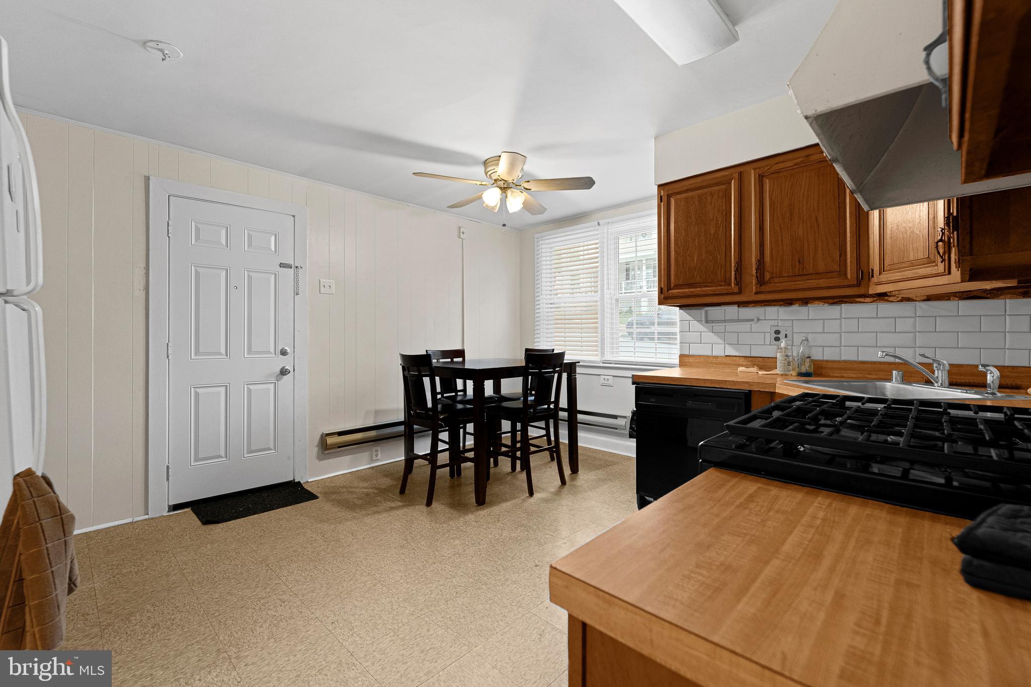 206 East Maple Road Linthicum Heights, MD 21090 - Photo 27 of 55