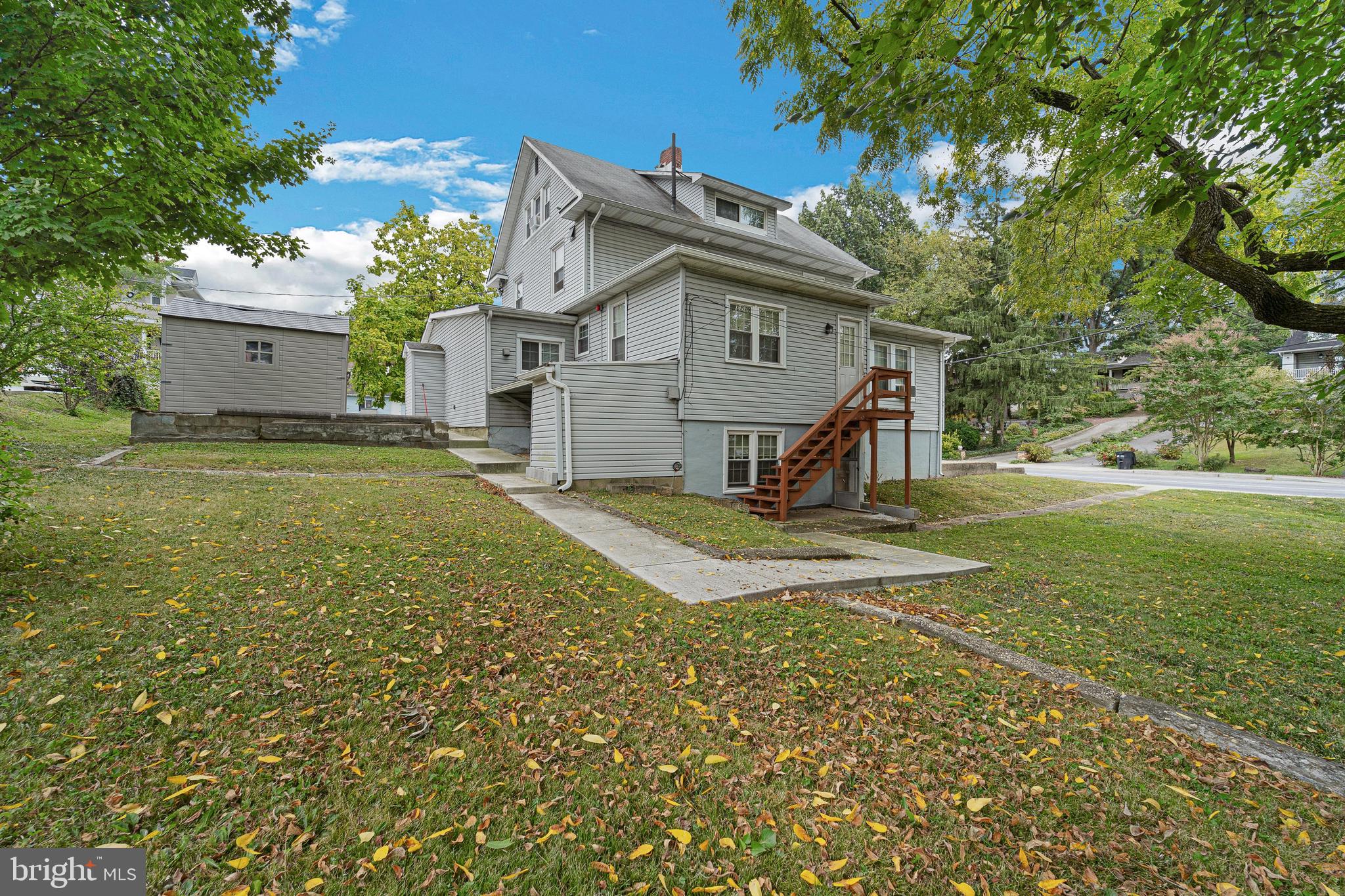 206 East Maple Road Linthicum Heights, MD 21090 - Photo 4 of 55