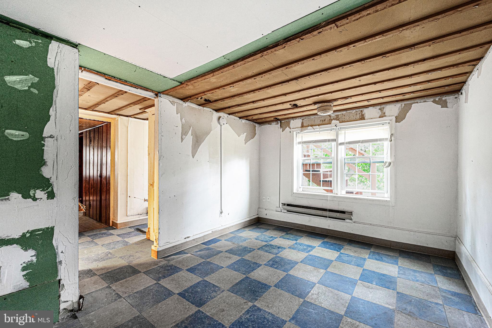 206 East Maple Road Linthicum Heights, MD 21090 - Photo 45 of 55