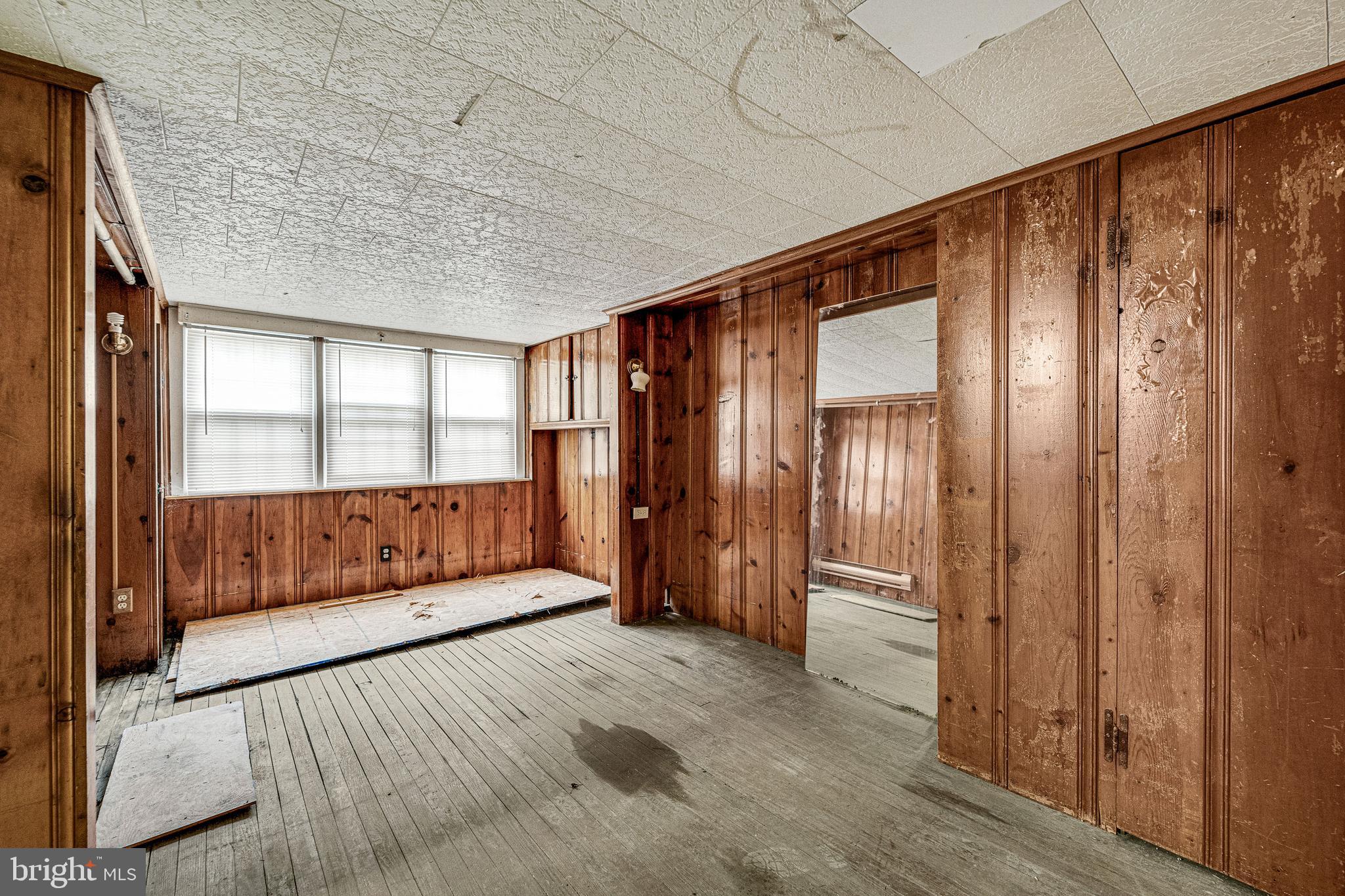 206 East Maple Road Linthicum Heights, MD 21090 - Photo 47 of 55