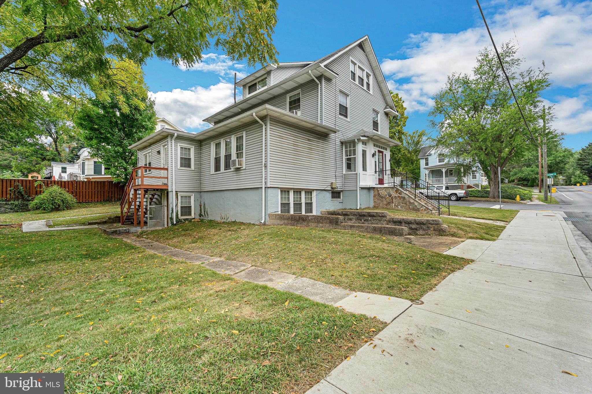 206 East Maple Road Linthicum Heights, MD 21090 - Photo 6 of 55