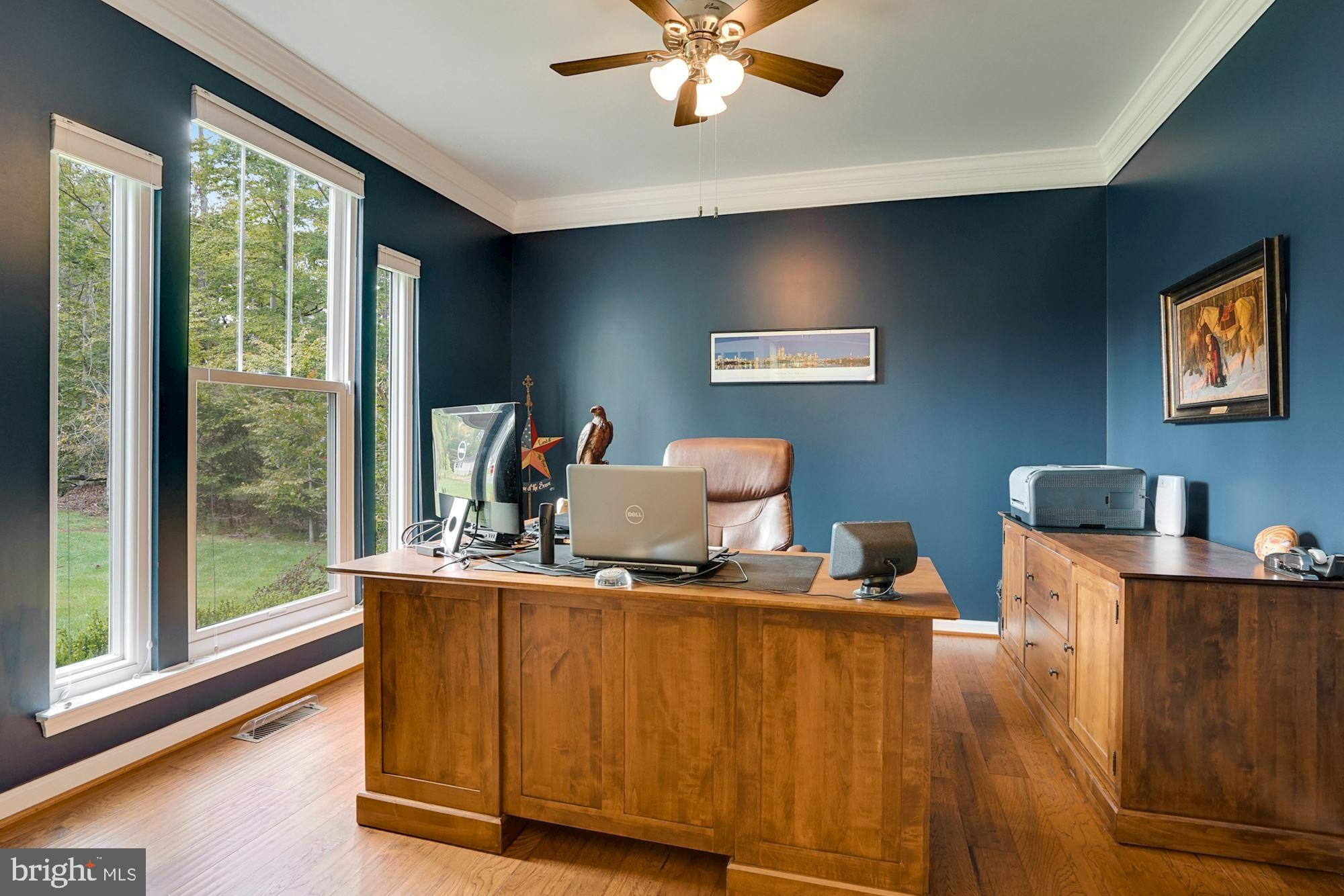 8172 Counselor Road Manassas, VA 20112 - Photo 9 of 59 Main level office