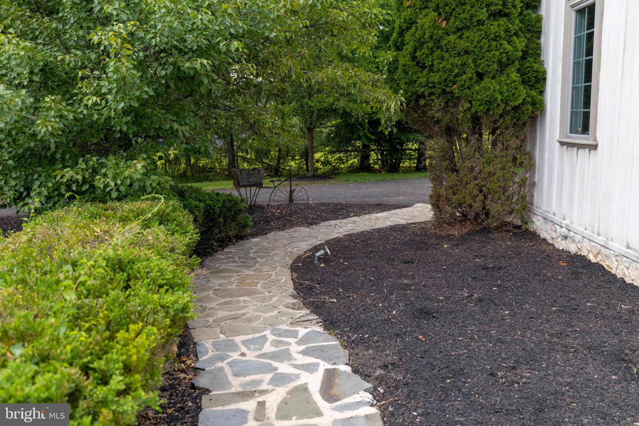 265 Walter Road Chalfont, PA 18914 - Photo 55 of 83 Curved stone walkway