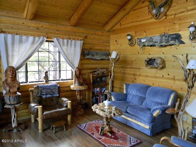 2949 Valley Forge Overgaard, AZ 85933 - Photo 3 of 20 LIVING ROOM