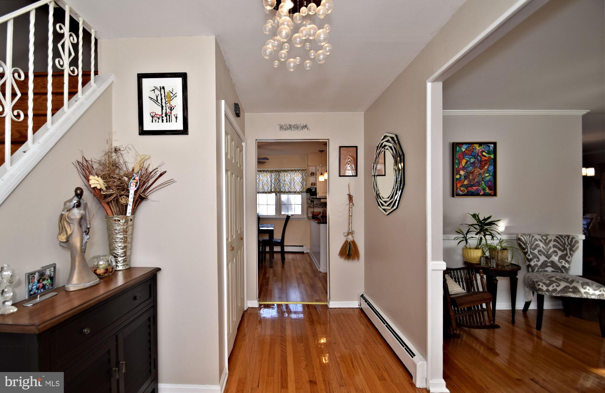 1618 Dogwood Road Flourtown, PA 19031 - Photo 5 of 60 Foyer