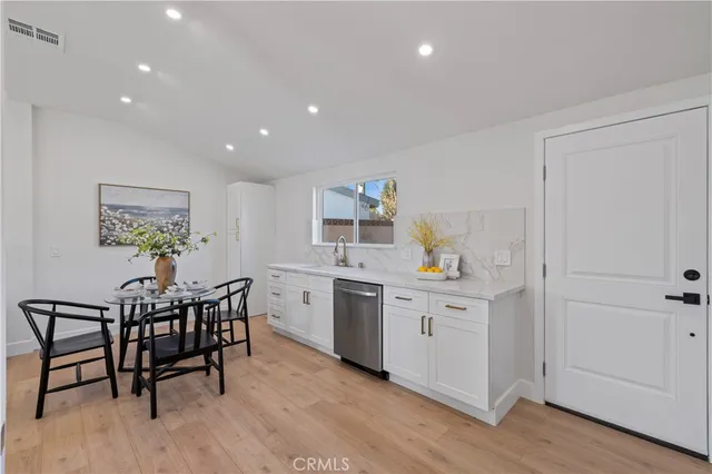 $699,000 | 19017 Drycliff Street, Canyon Country, CA 91351